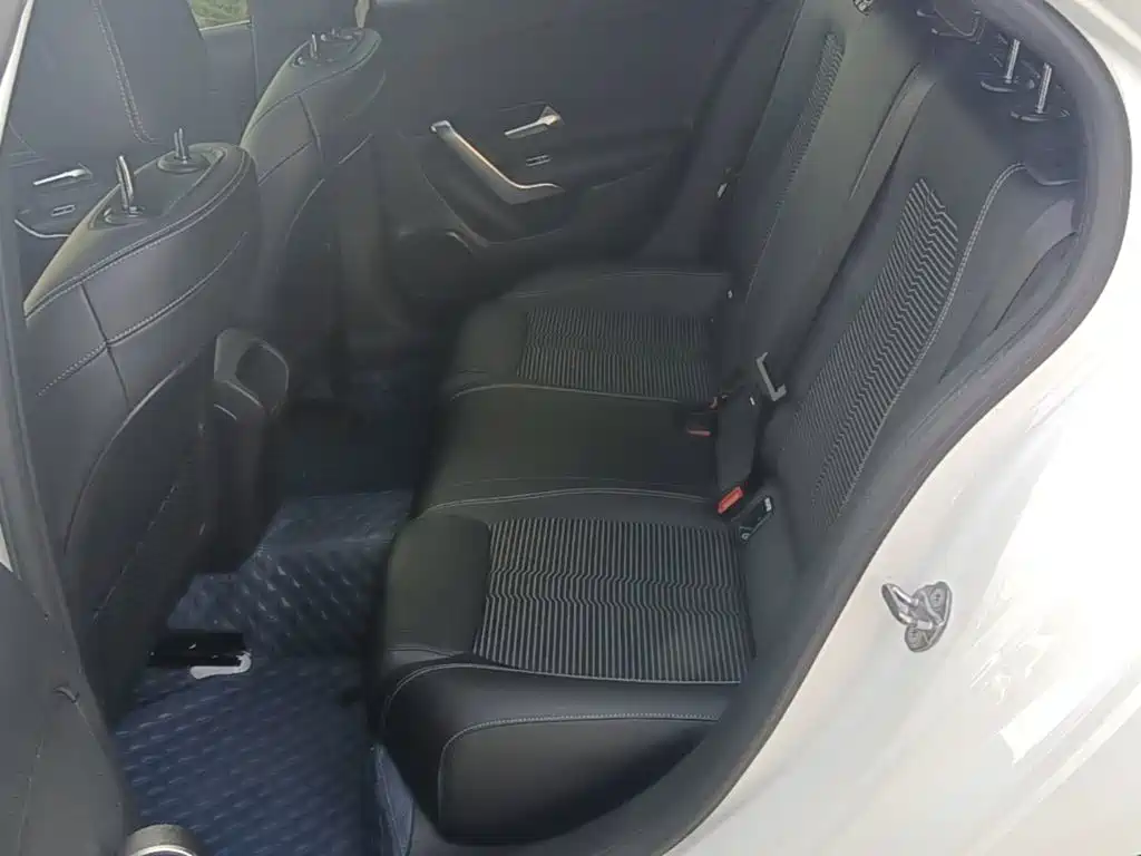 Mercedes-Benz A-Class (Import) — фото 17
