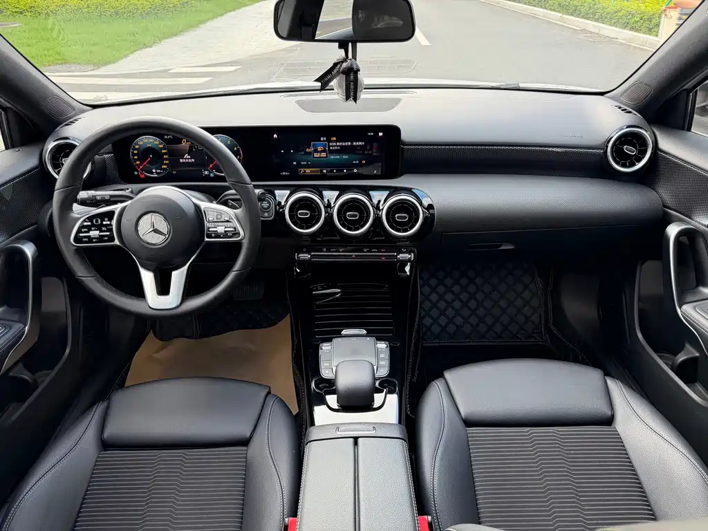 Mercedes-Benz A-Class (Import) — фото 8