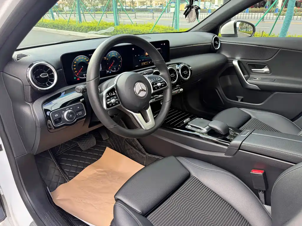 Mercedes-Benz A-Class (Import) — фото 9
