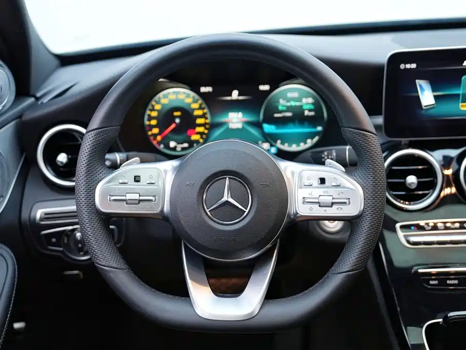 Mercedes-Benz C-Class — фото 11