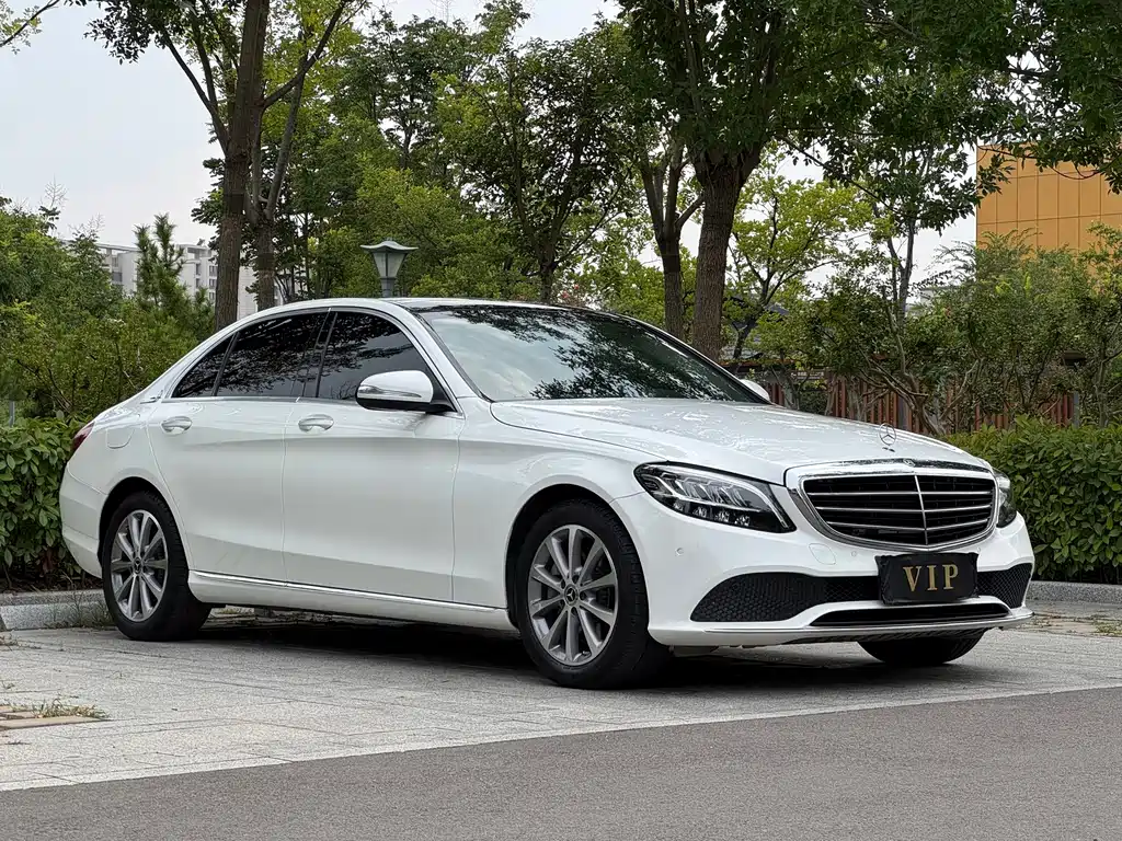 Mercedes-Benz C-Class — фото 3