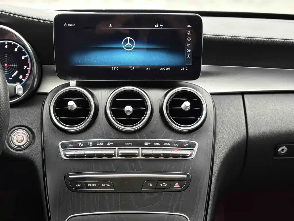 Mercedes-Benz C-Class — фото 14