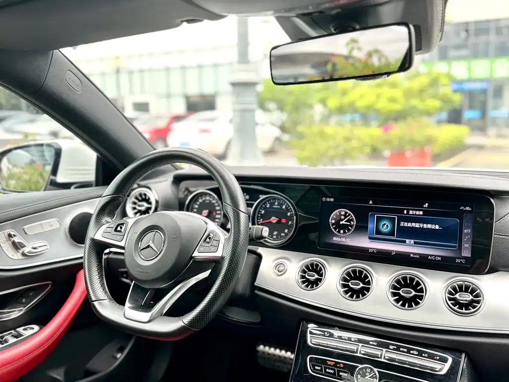 Mercedes-Benz E-Class (Import) — фото 20