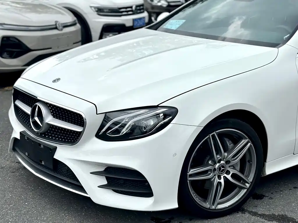 Mercedes-Benz E-Class (Import) — фото 5