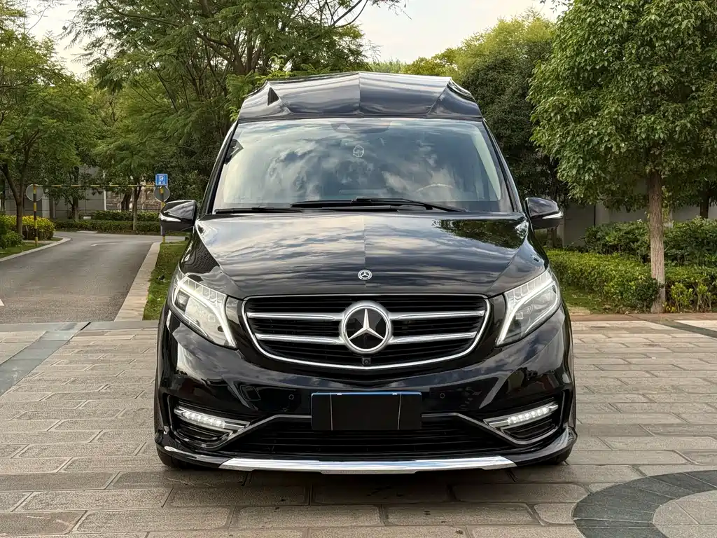 Mercedes-Benz V-Class — фото 2