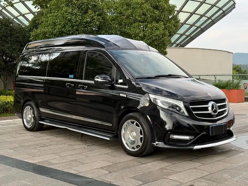 Mercedes-Benz V-Class — фото 3