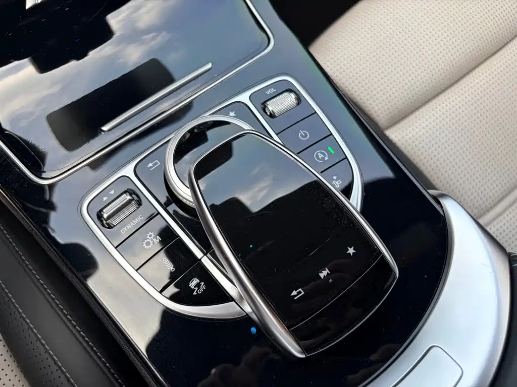 Mercedes-Benz C-Class AMG — фото 10