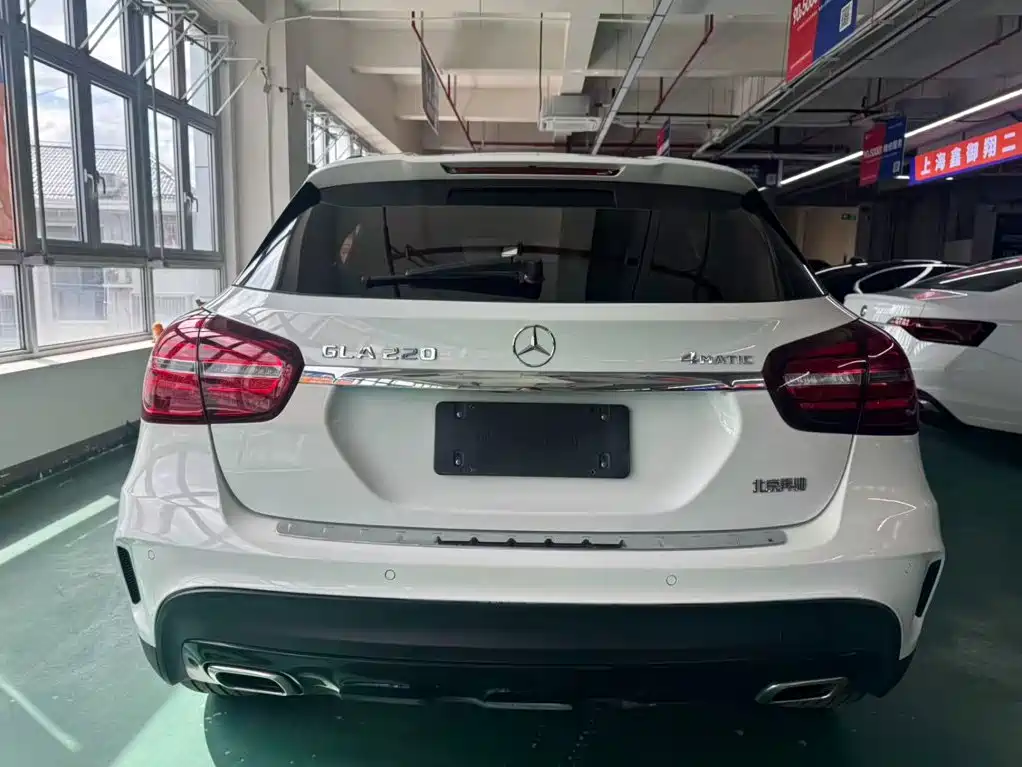 Mercedes-Benz GLA — фото 11