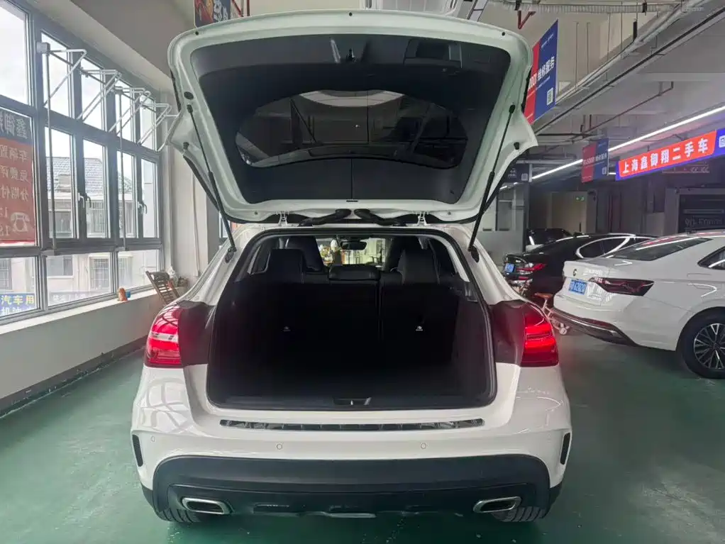 Mercedes-Benz GLA — фото 14
