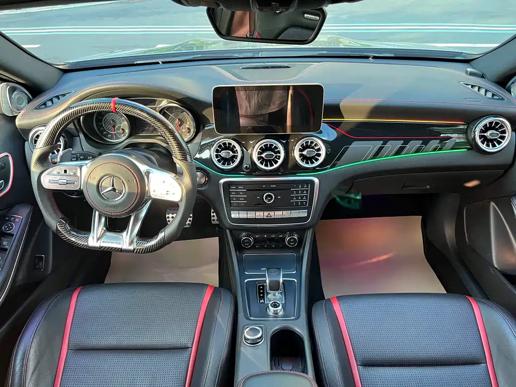 Mercedes-Benz GLA AMG — фото 13