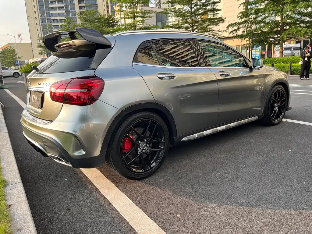 Mercedes-Benz GLA AMG — фото 6