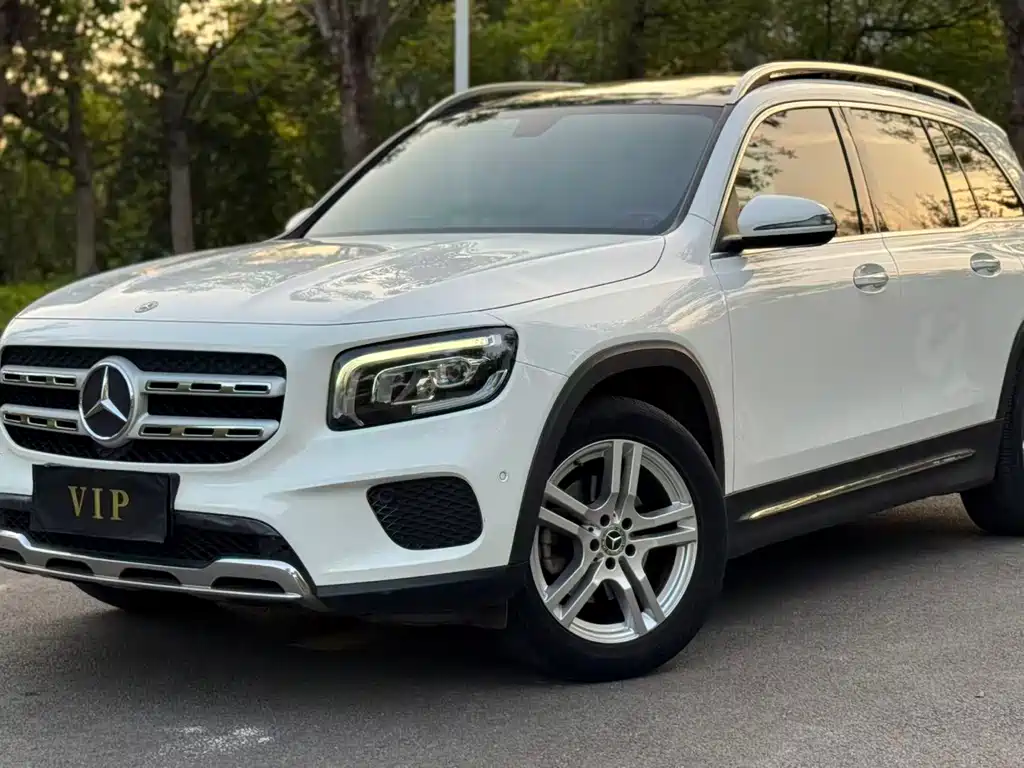 Mercedes-Benz GLB — фото 4
