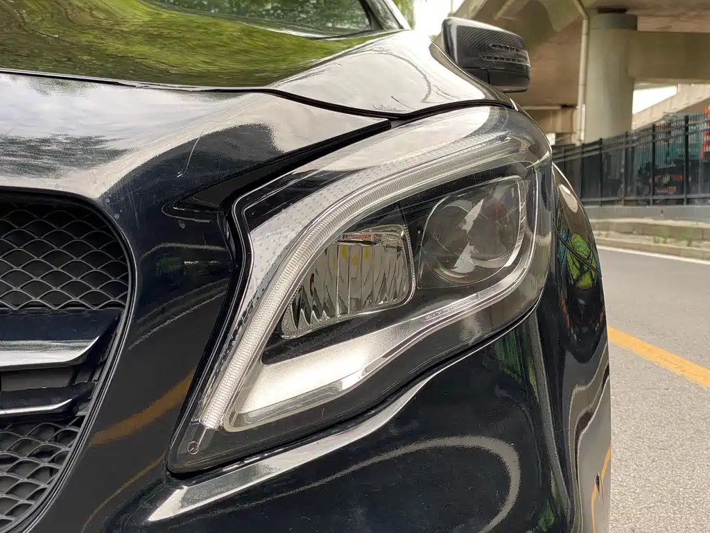 Mercedes-Benz GLA AMG — фото 10