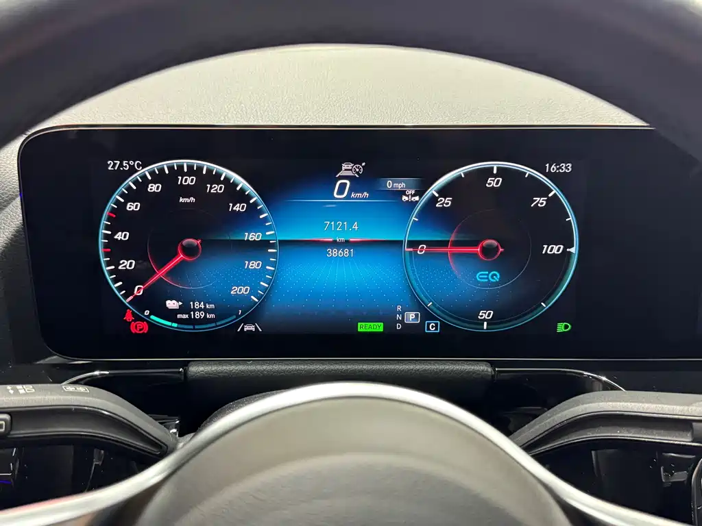 Mercedes-Benz EQA — фото 19