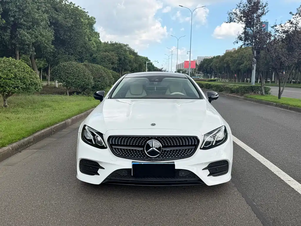Mercedes-Benz E-Class (Import) — фото 2