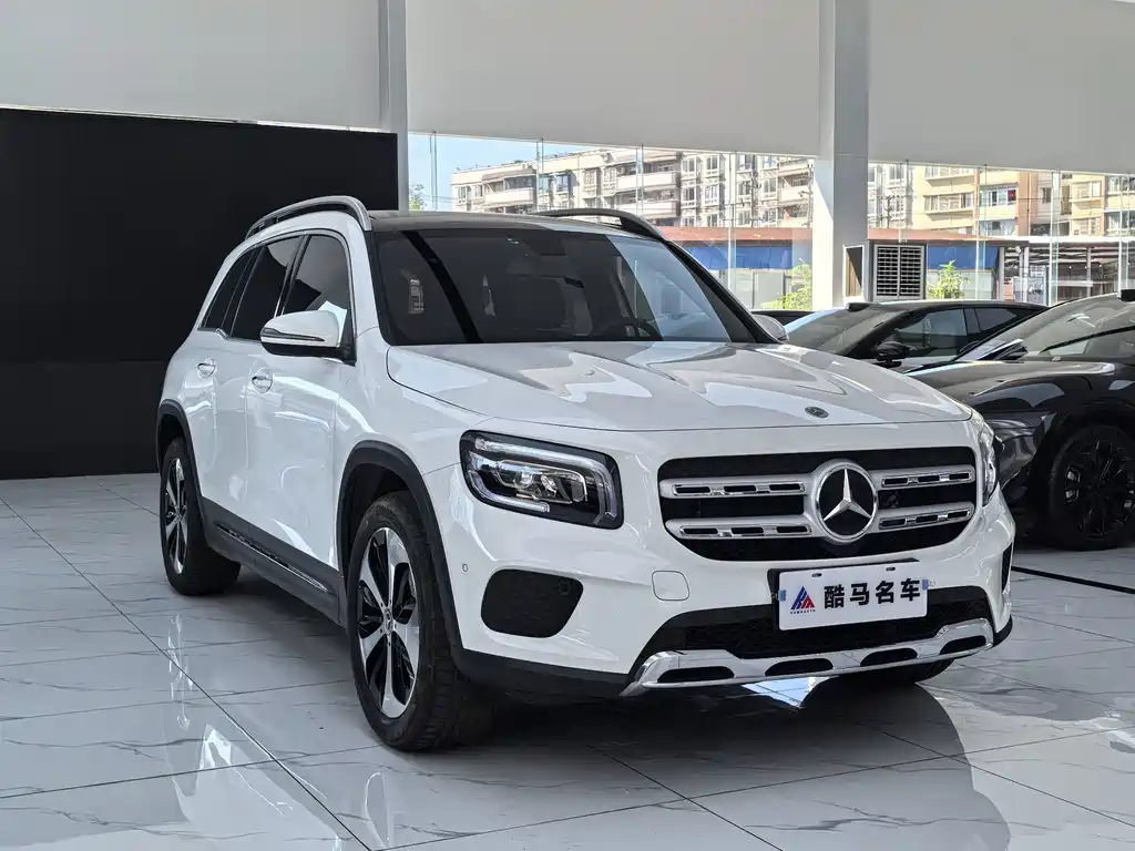 Mercedes-Benz GLB — фото 3