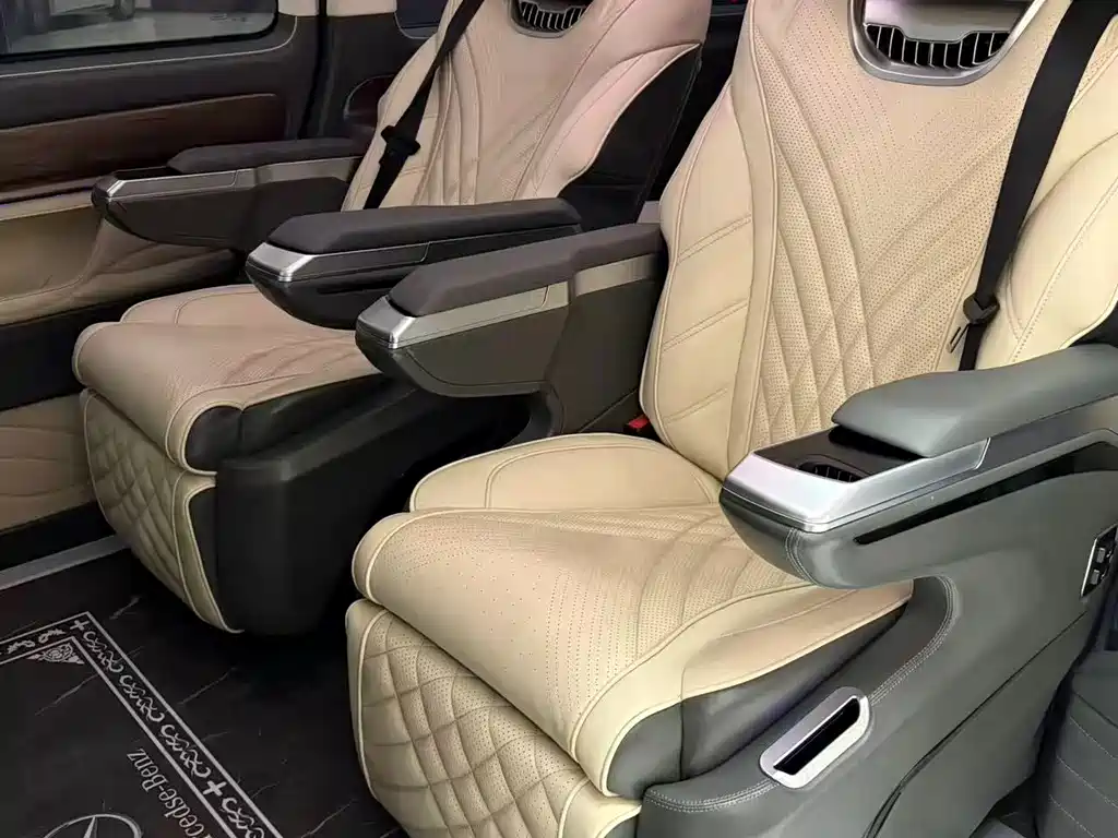 Mercedes-Benz Vito — фото 10