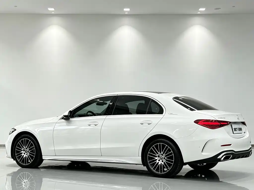 Mercedes-Benz C-Class — фото 6