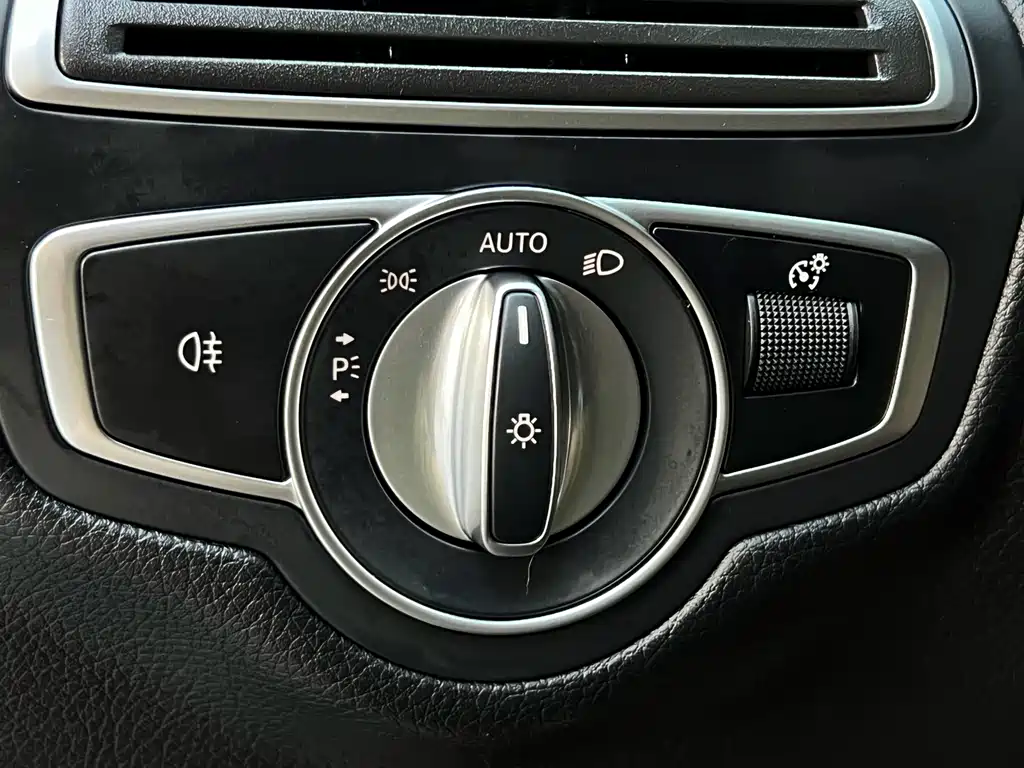 Mercedes-Benz GLC — фото 14