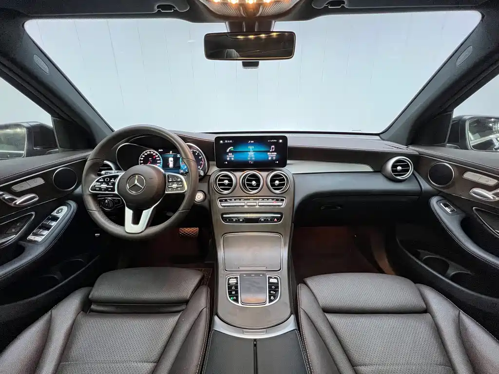 Mercedes-Benz GLC — фото 5