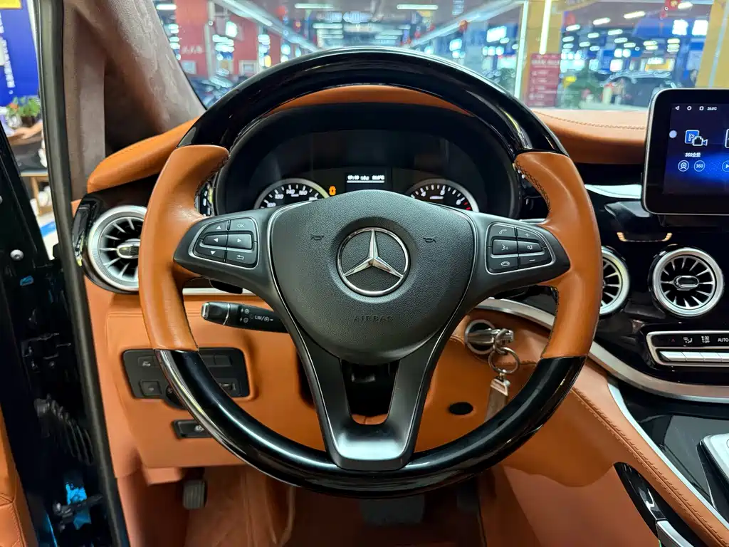 Mercedes-Benz Vito — фото 9