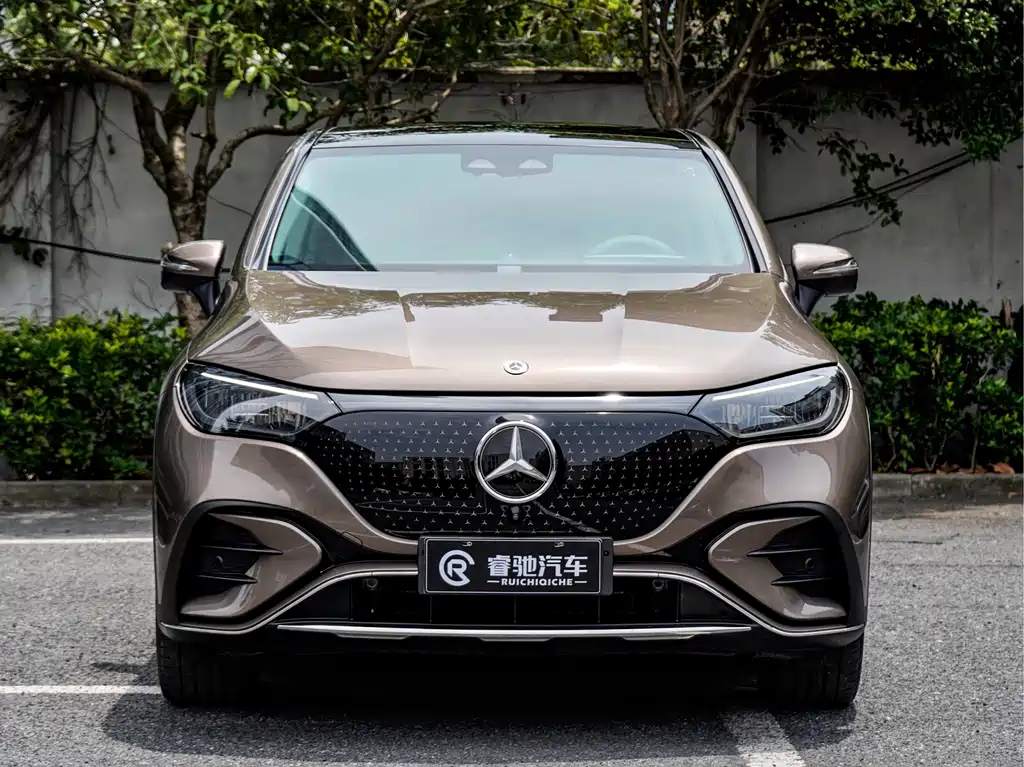 Mercedes-Benz EQE SUV — фото 2