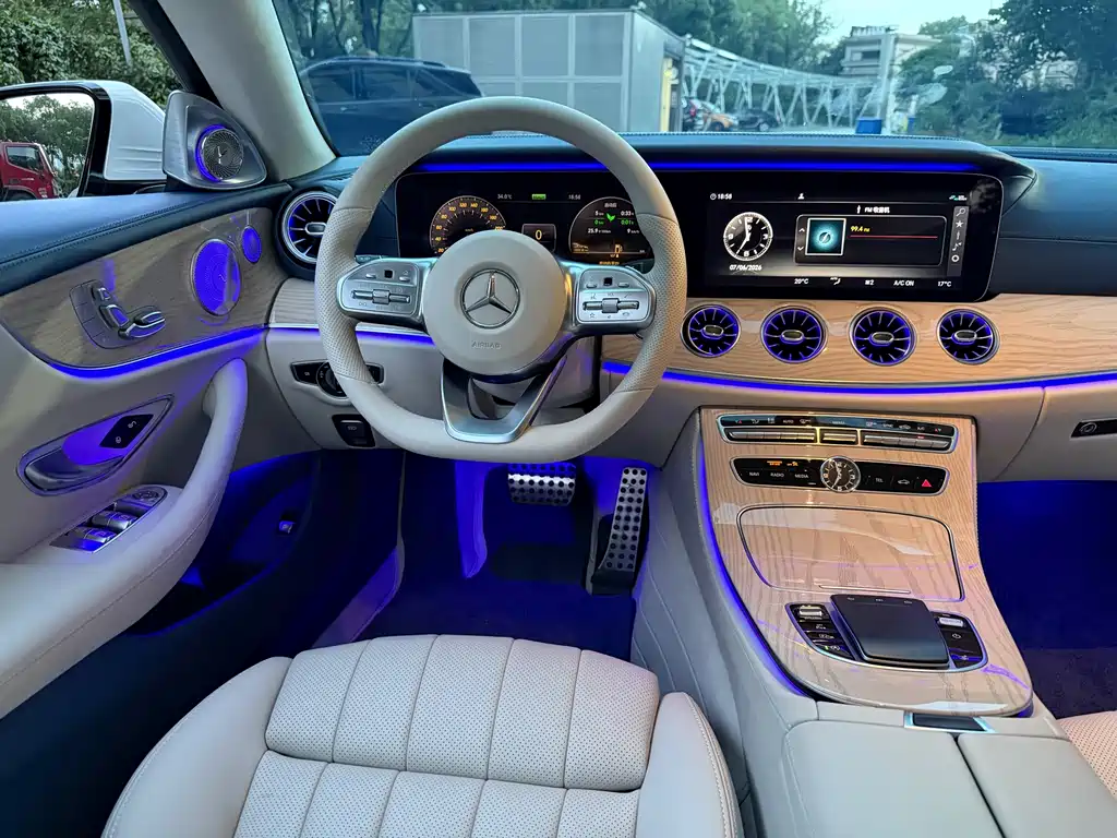 Mercedes-Benz E-Class (Import) — фото 14