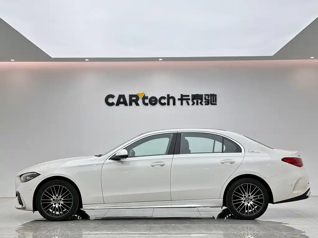 Mercedes-Benz C-Class — фото 2