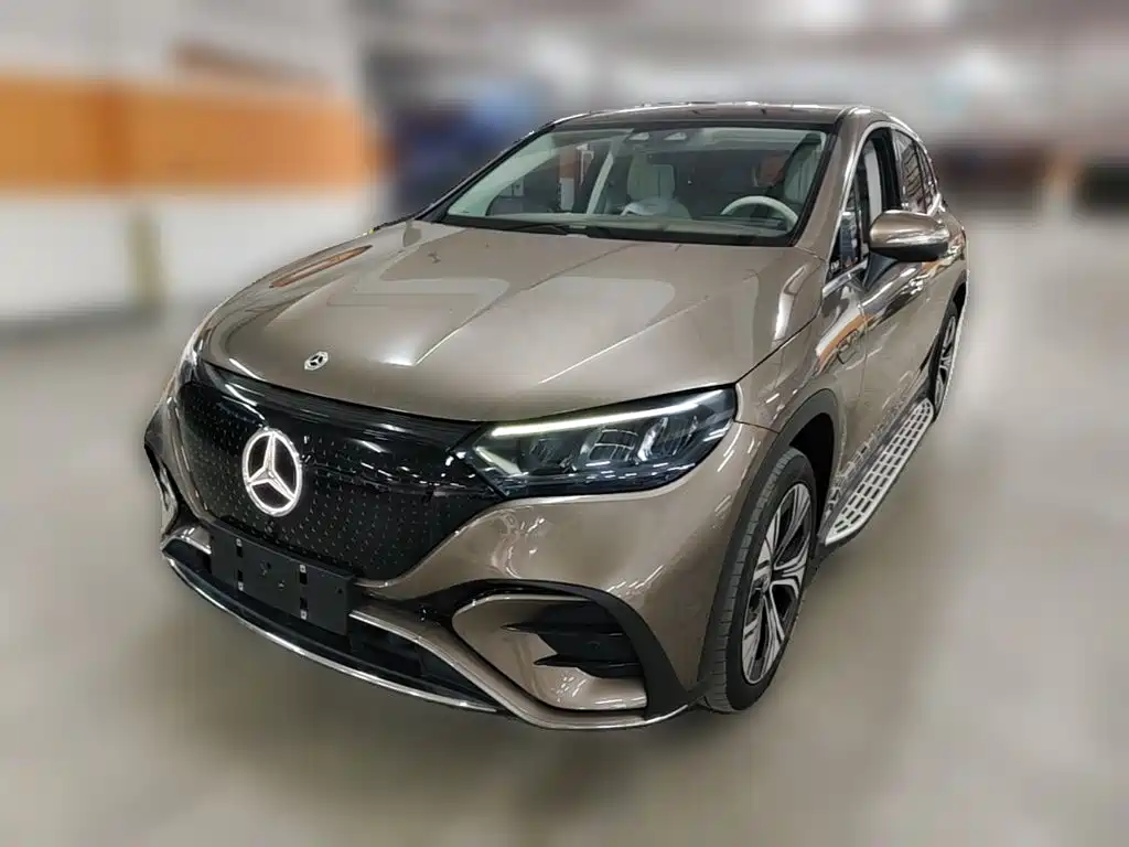 Mercedes-Benz EQE SUV — фото 3