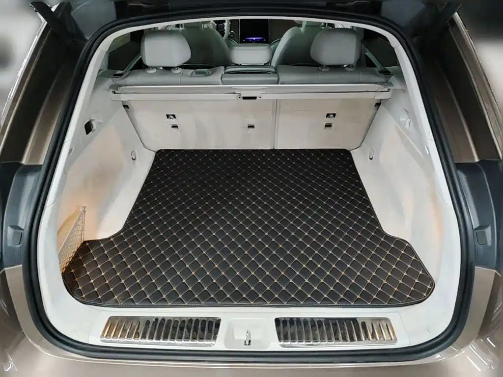 Mercedes-Benz EQE SUV — фото 24