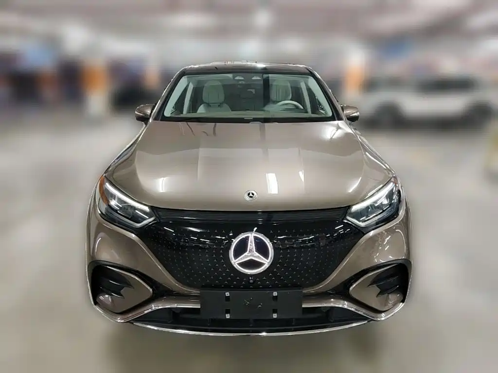 Mercedes-Benz EQE SUV — фото 5
