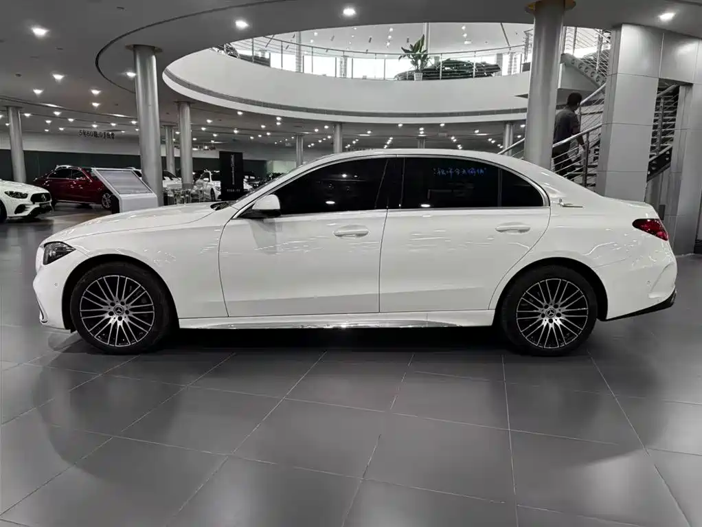 Mercedes-Benz C-Class — фото 2