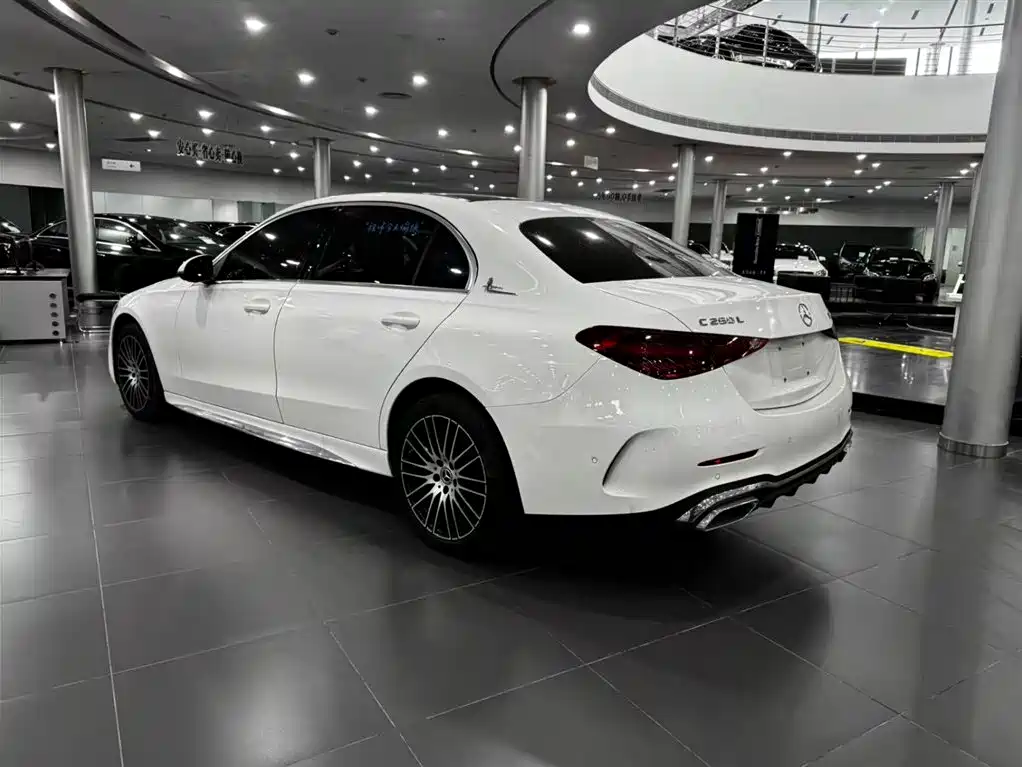 Mercedes-Benz C-Class — фото 3
