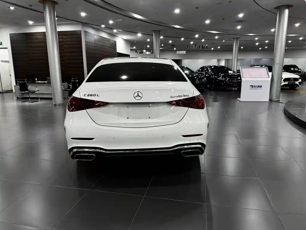 Mercedes-Benz C-Class — фото 4