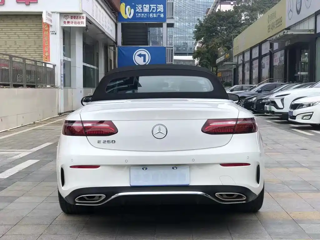 Mercedes-Benz E-Class (Import) — фото 4