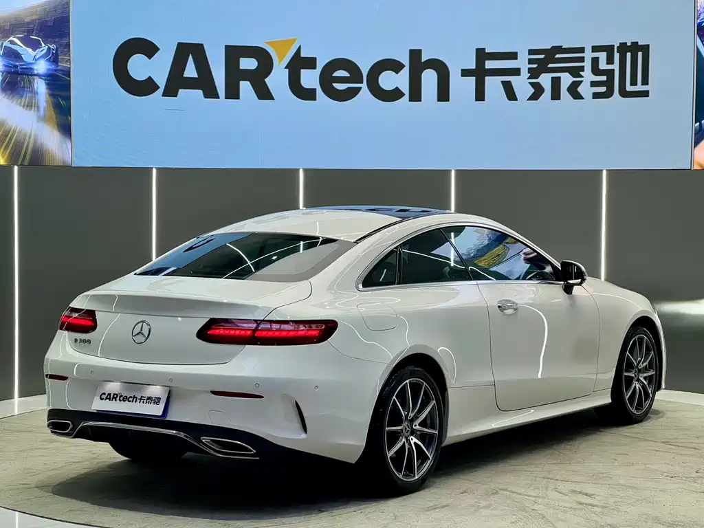 Mercedes-Benz E-Class (Import) — фото 23