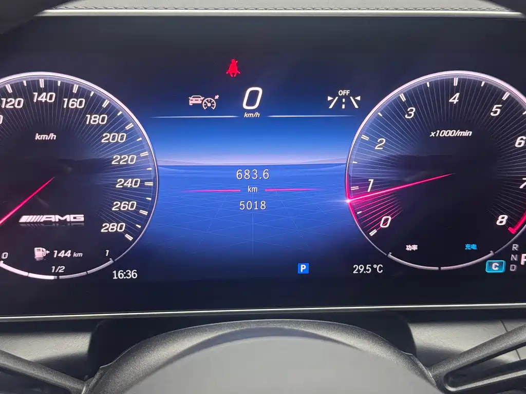 Mercedes-Benz GLC AMG — фото 16
