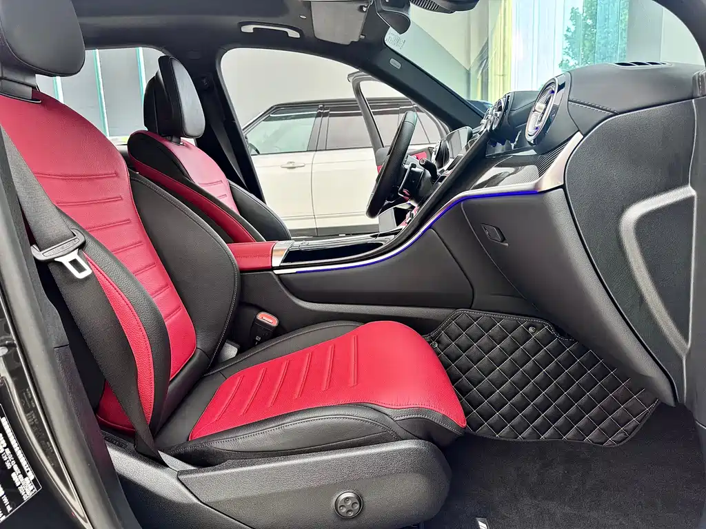Mercedes-Benz GLC AMG — фото 10
