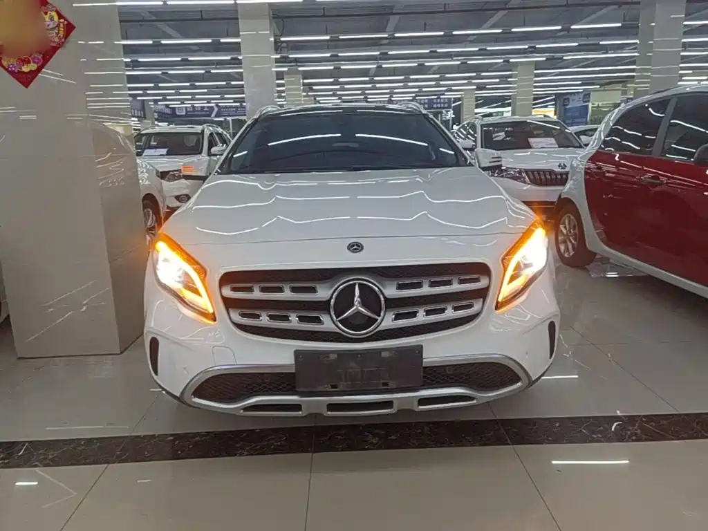 Mercedes-Benz GLA — фото 3