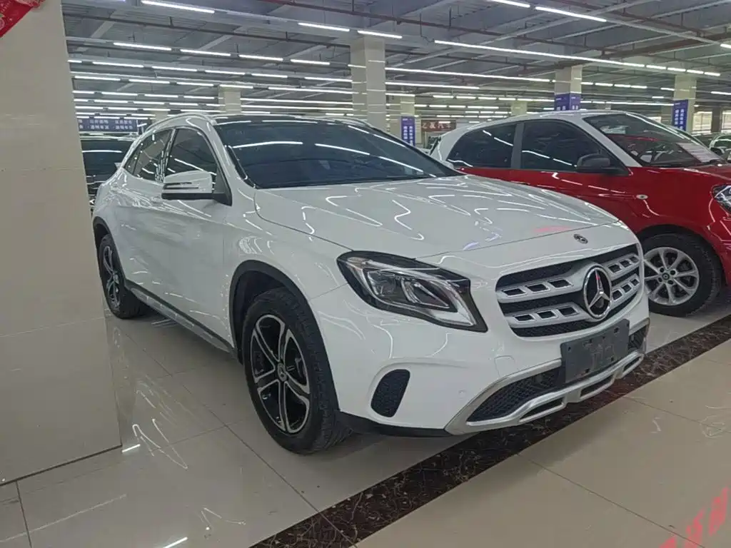 Mercedes-Benz GLA — фото 4
