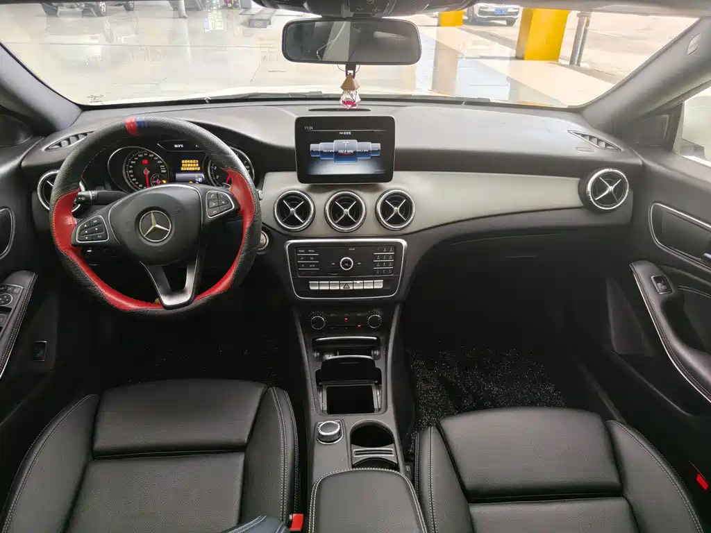 Mercedes-Benz CLA (Import) — фото 6