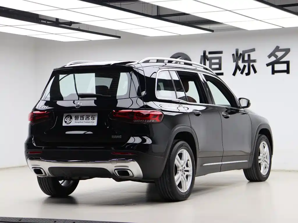 Mercedes-Benz GLB — фото 24