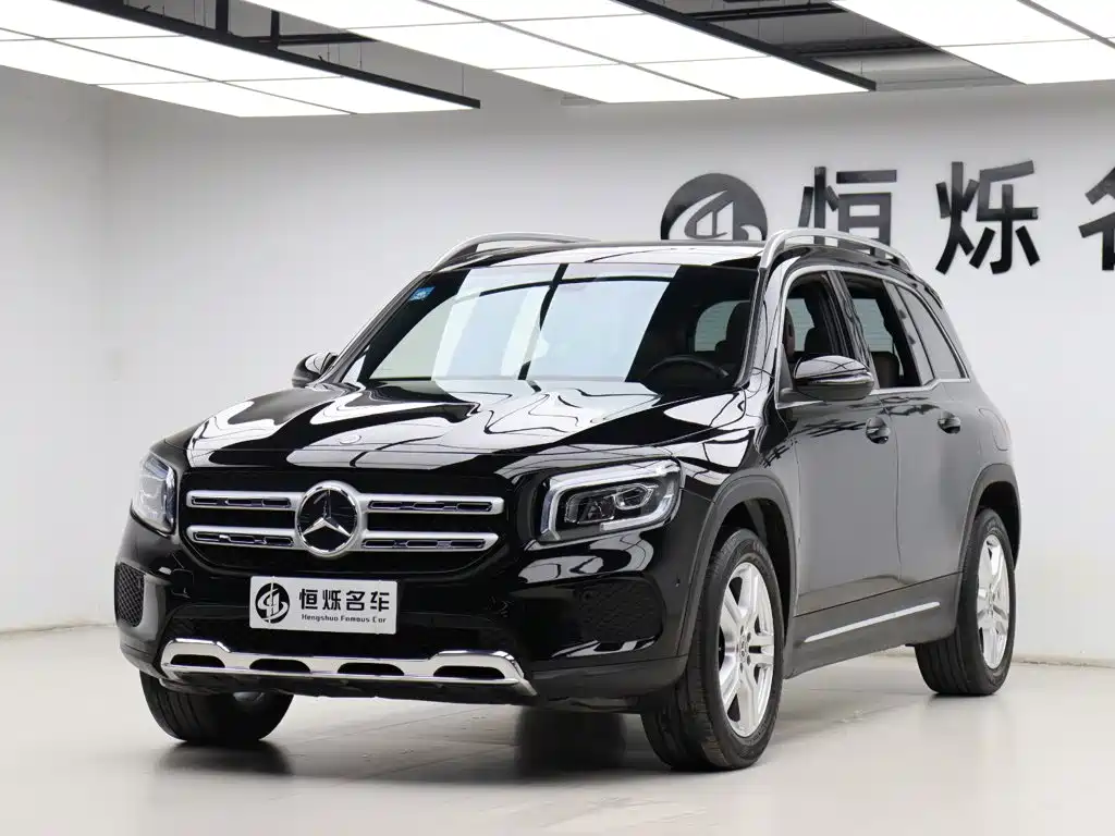 Mercedes-Benz GLB — фото 27