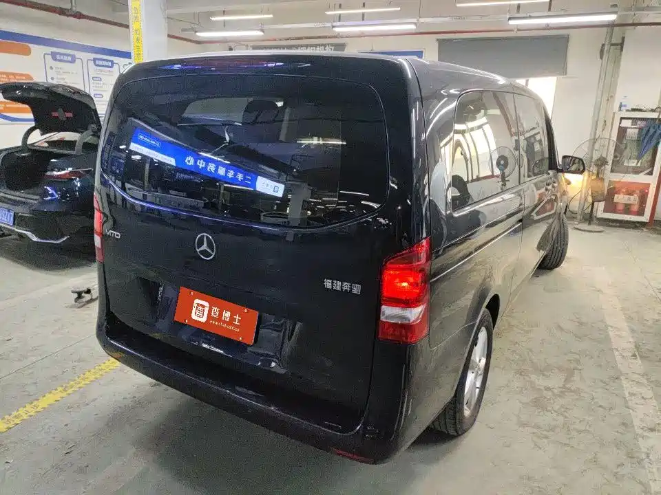 Mercedes-Benz Vito — фото 10