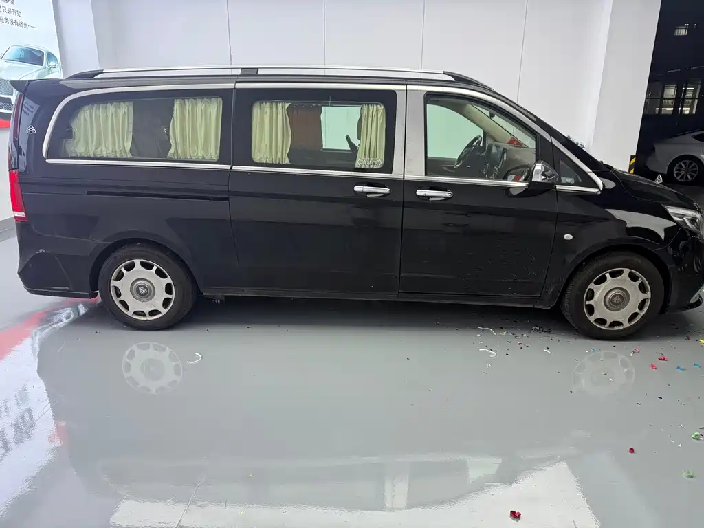 Mercedes-Benz Vito — фото 5