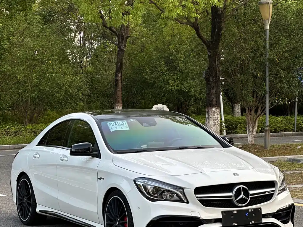 Mercedes-Benz CLA AMG — фото 5