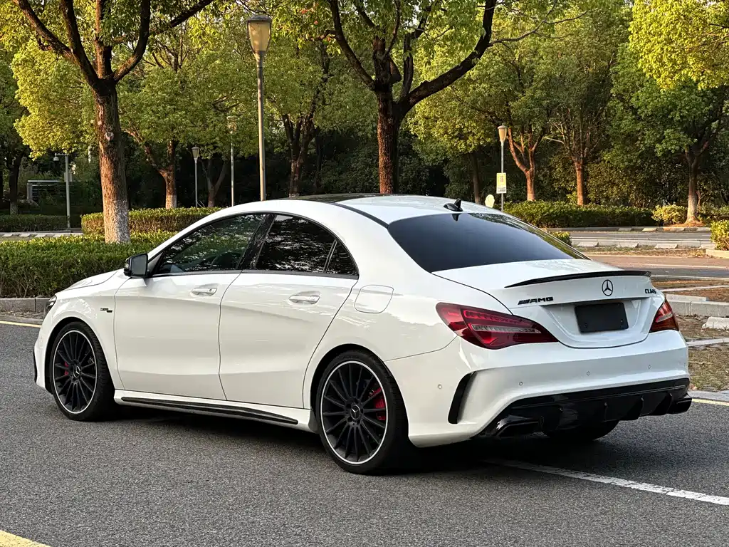 Mercedes-Benz CLA AMG — фото 6