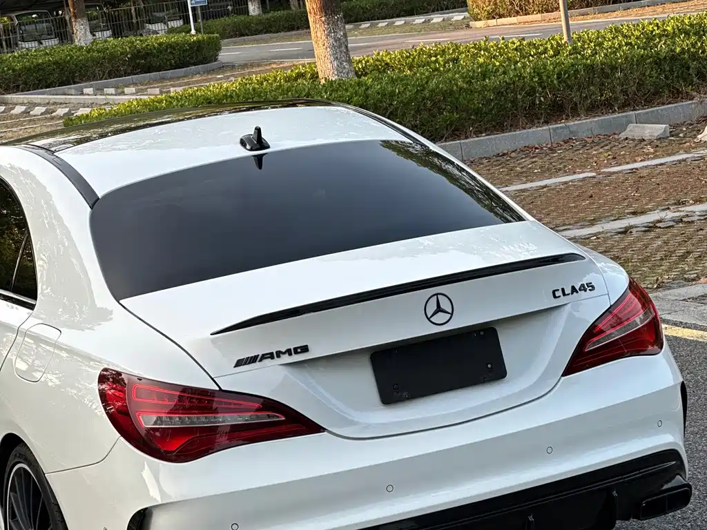 Mercedes-Benz CLA AMG — фото 7