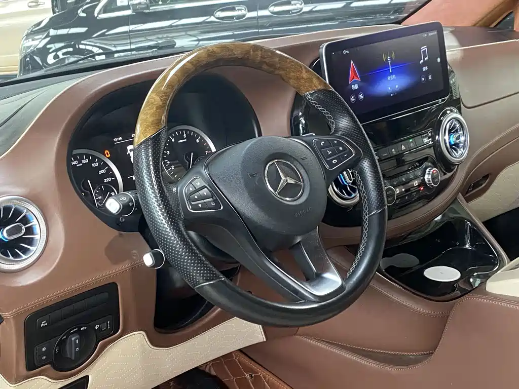 Mercedes-Benz Vito — фото 2