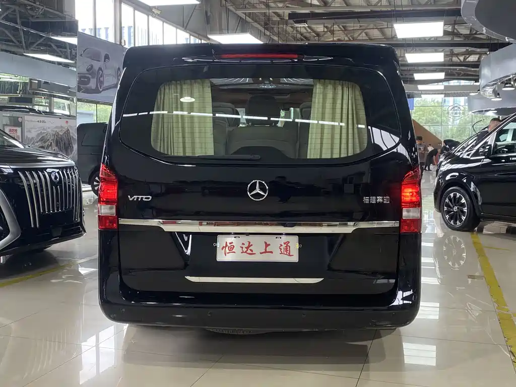 Mercedes-Benz Vito — фото 14